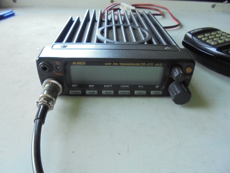 UHF FM Transceiver Alinco DR-435T