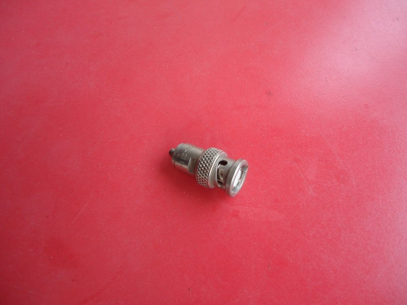 M/BNC 50 Ω termination connector