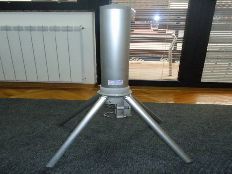 Professional VHF base antenna